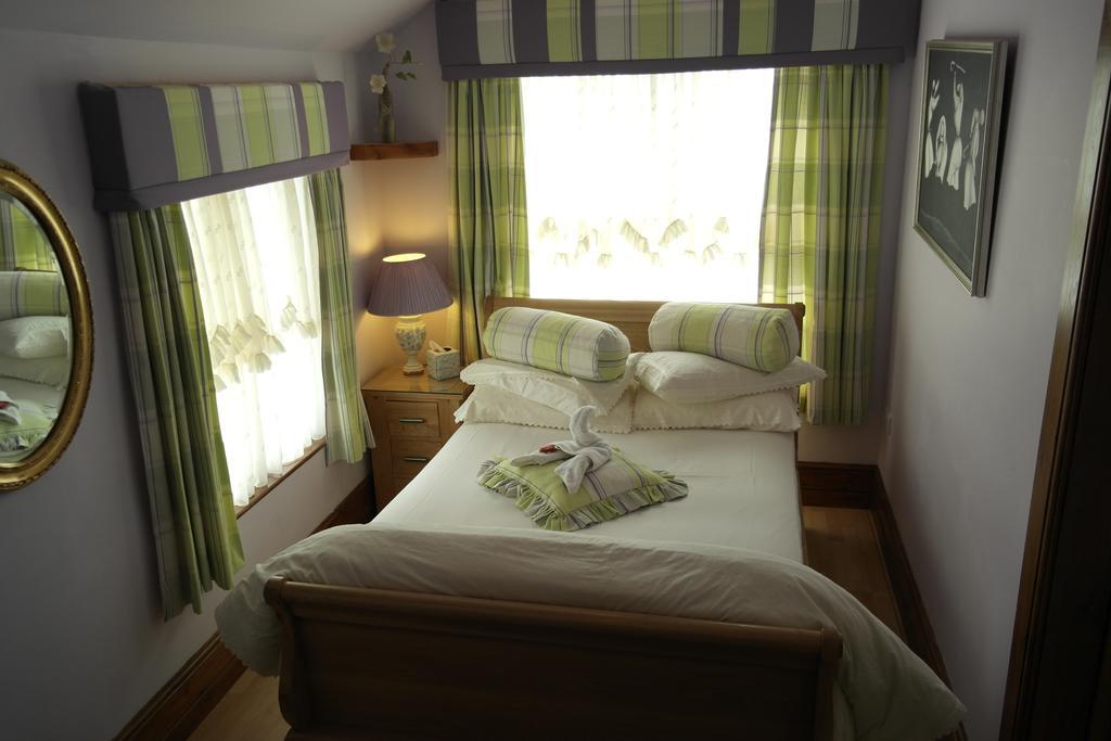 Hotel Little Red Rooster Rest à Tenby Chambre photo